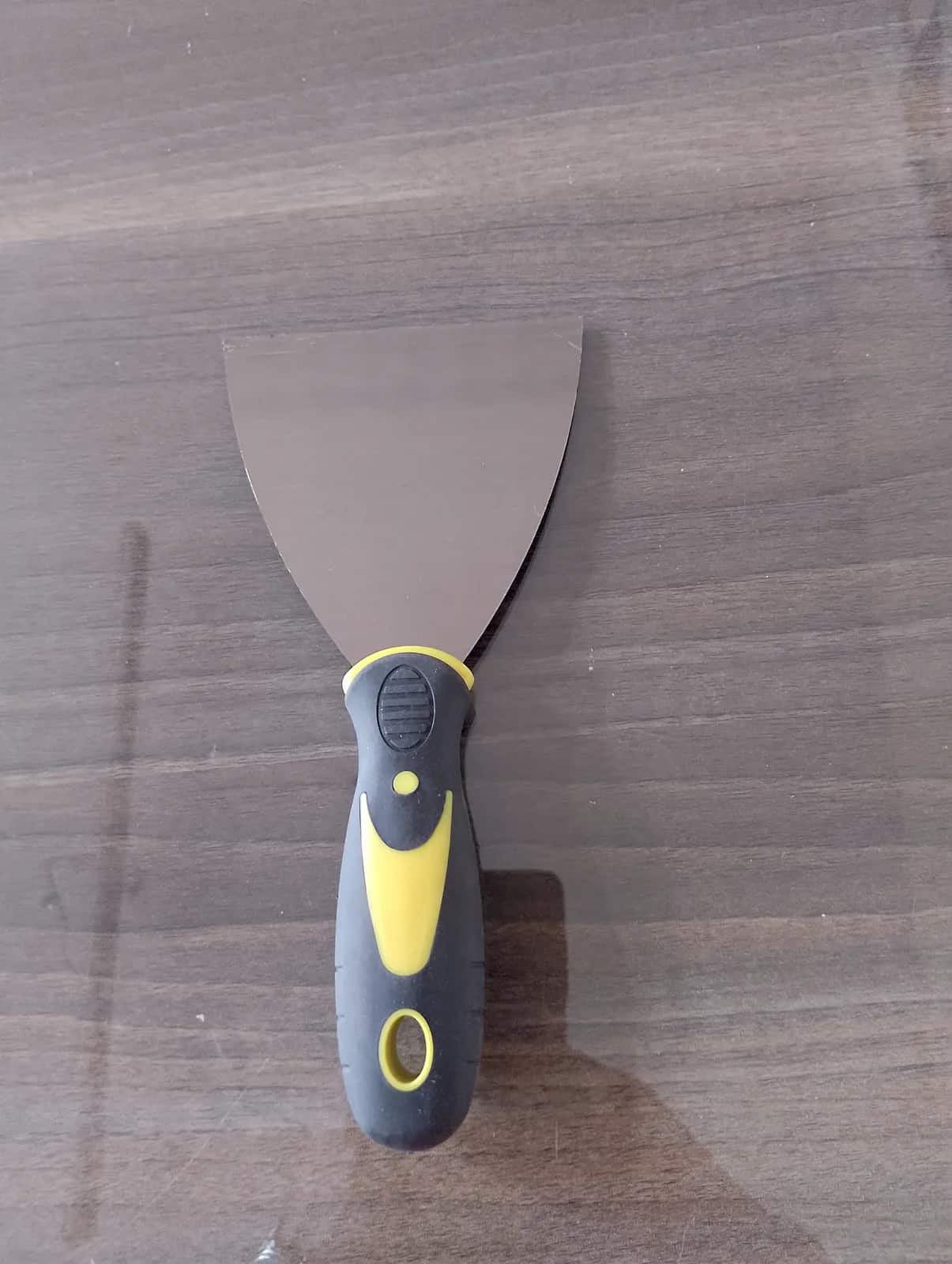 Scraper -4''- Rubber Handle