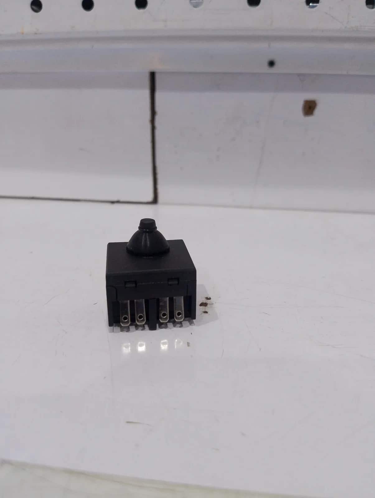 Switch - (4.5-inch) Grinder