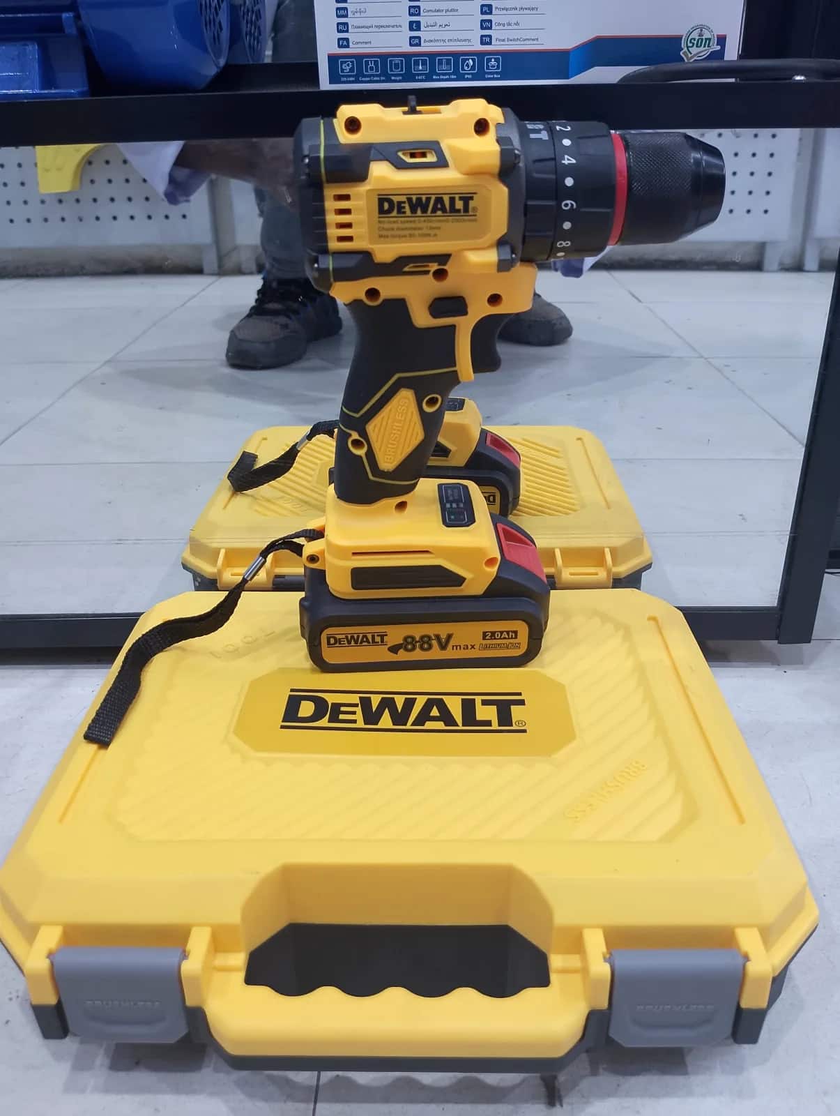 Cordless Drill - DEWALT Brushless (88V)