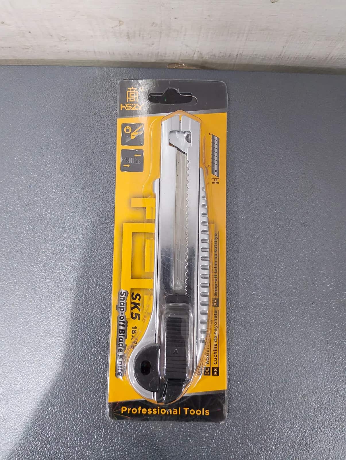 Utility Knife - Metallic (3pc)