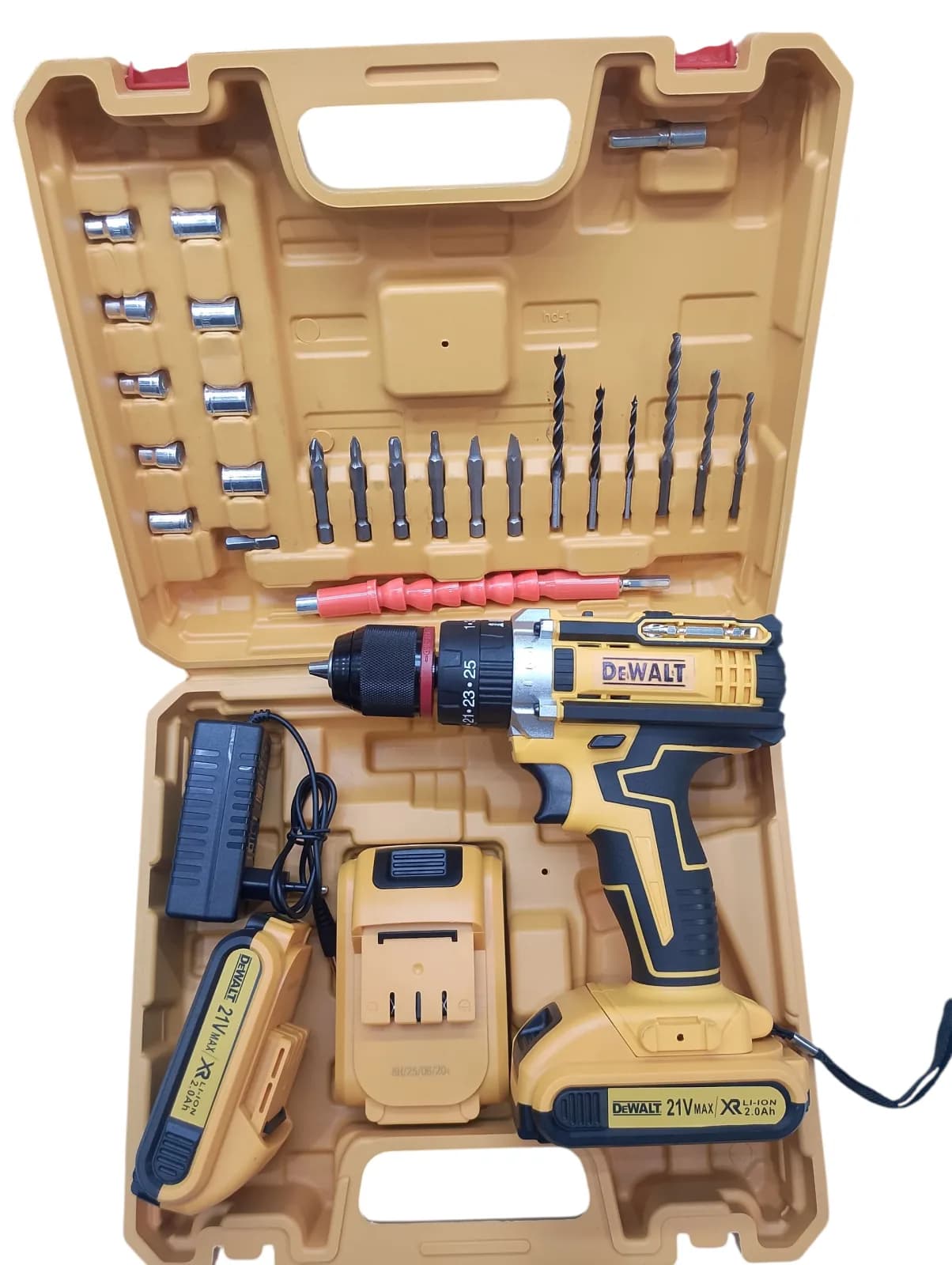 Cordless Drill - DEWALT (20V)