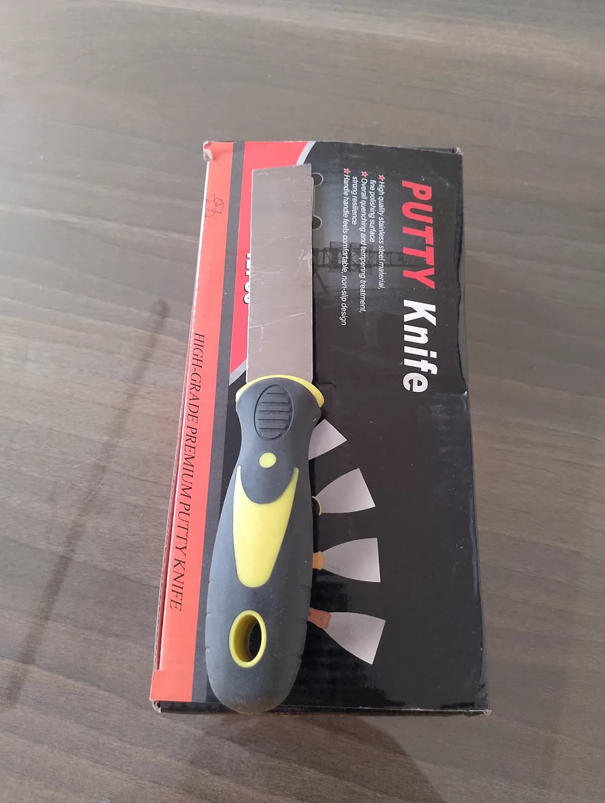 Scraper -1''- Rubber Handle
