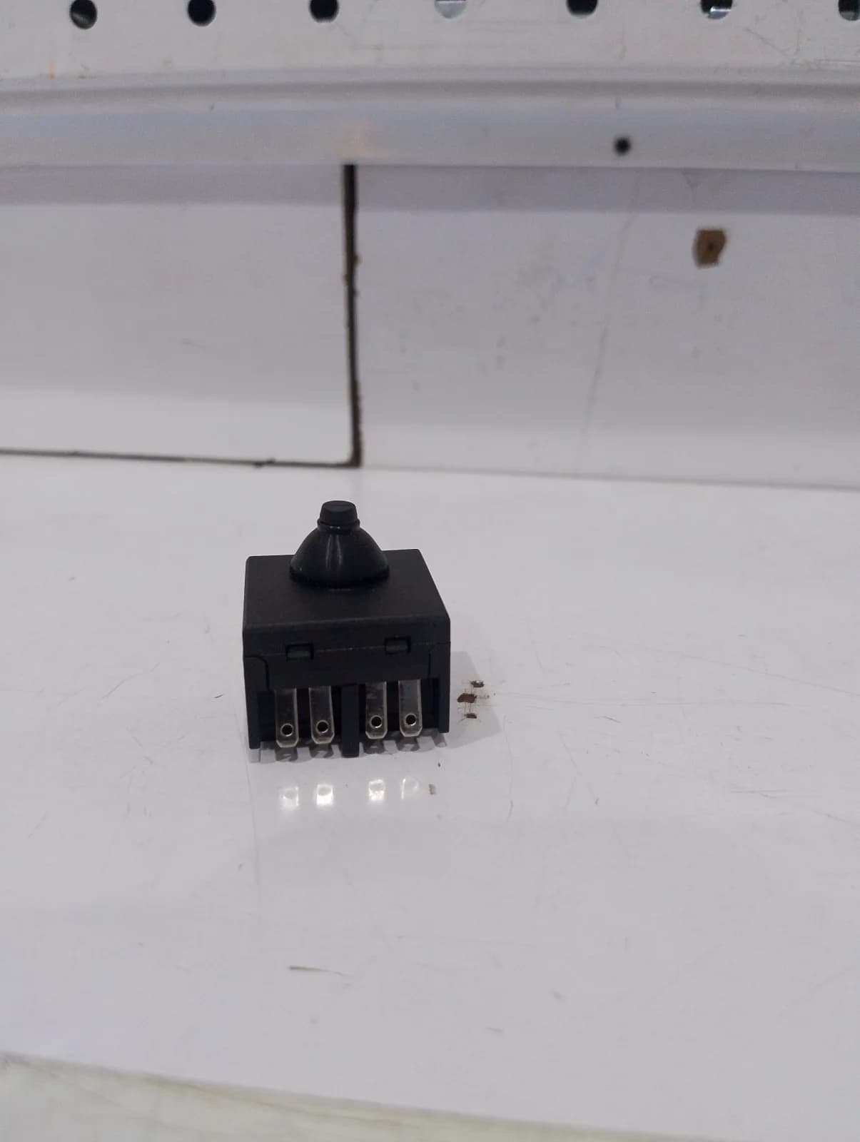 Switch - (4.5-inch) Grinder