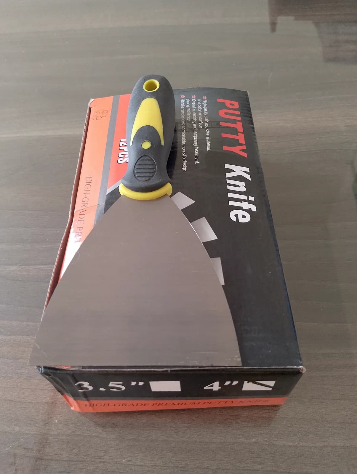 Scraper -4''- Rubber Handle